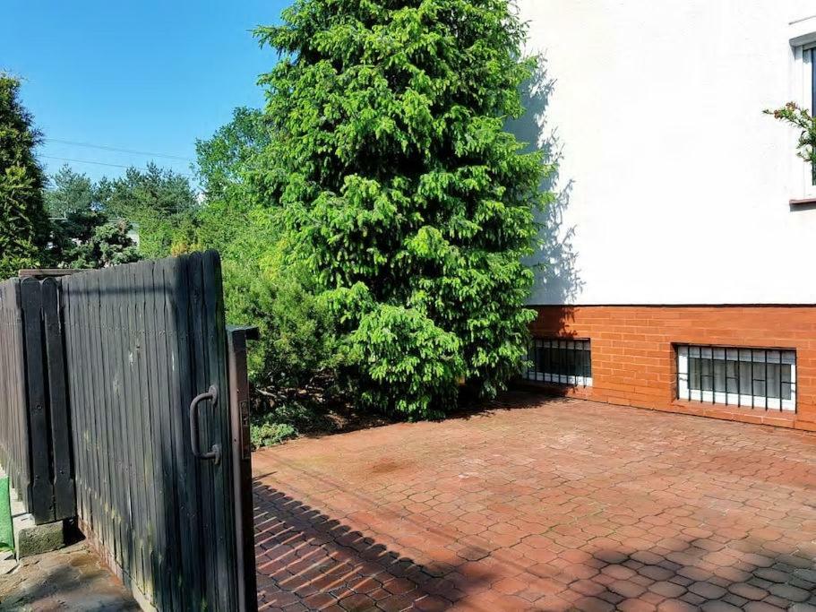 Pokoj W Warszawie-Wawer Warschau Buitenkant foto