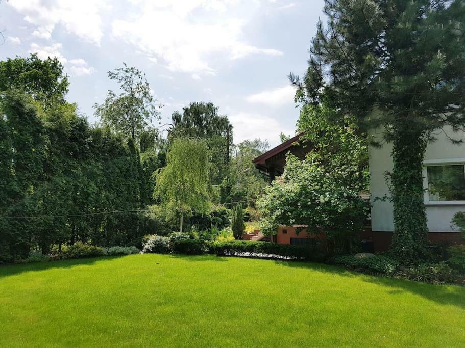 Pokoj W Warszawie-Wawer Warschau Buitenkant foto